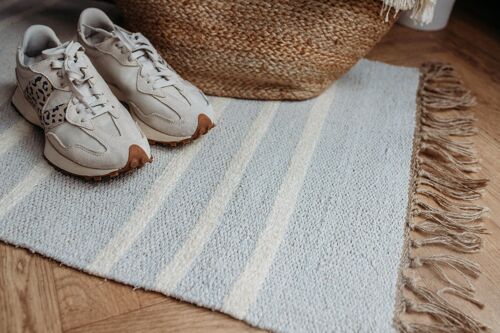 Cotton and Wool Textured Rug With Stripes and Tassles / Vegan Rug