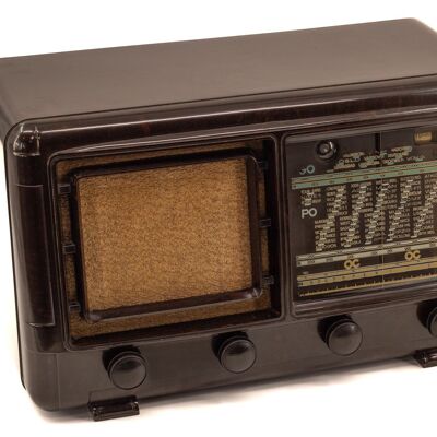 Handgefertigtes Bluetooth-Radio aus den 40er Jahren