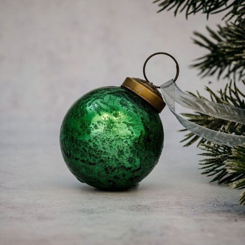 2" Emerald Antique Foil Bauble