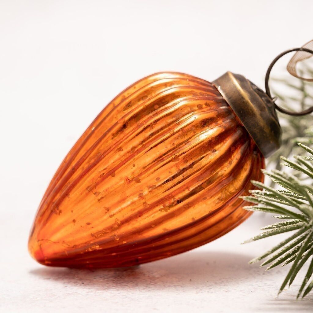 7,6 cm großer Tannenzapfen-Weihnachtsbaumschmuck aus Glas in Mandarine