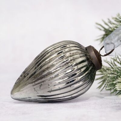 Décoration d'arbre de Noël en forme de pomme de pin en verre gris ardoise de 3 po