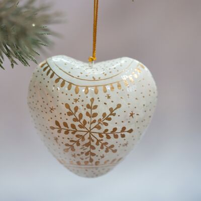 Adorno colgante navideño con forma de corazón de copo de nieve blanco