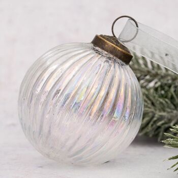 Ornement de Noël en verre boule nervurée arc-en-ciel transparent de 4 po 2