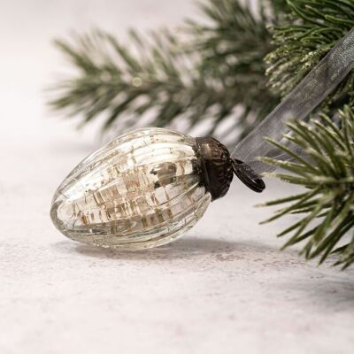 Set mit 6 kleinen 2,5 cm großen silbernen Crackle-Weihnachtsdekorationen aus Glas-Tannenzapfen