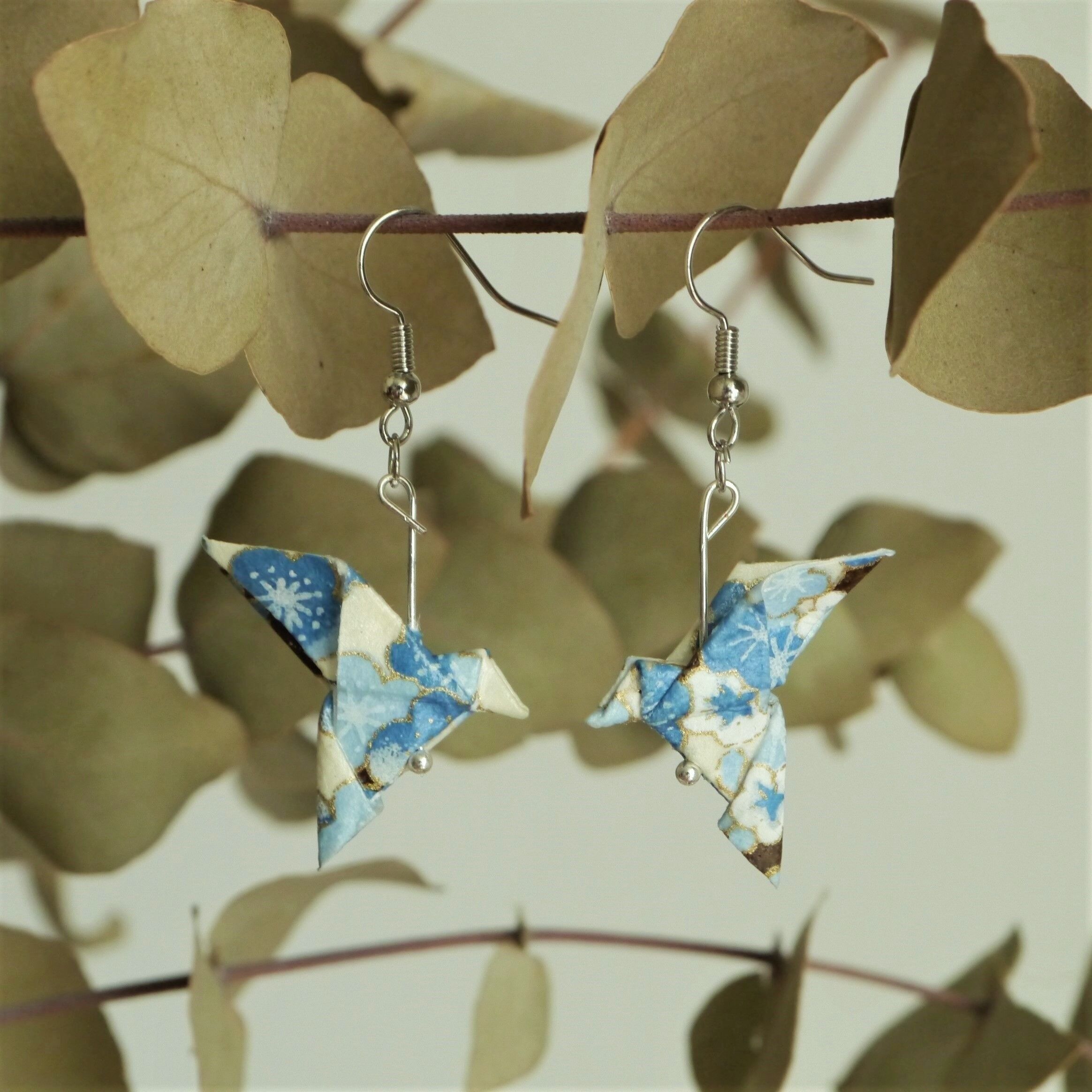 Buy wholesale Origami earrings - Couple of blue flower doves