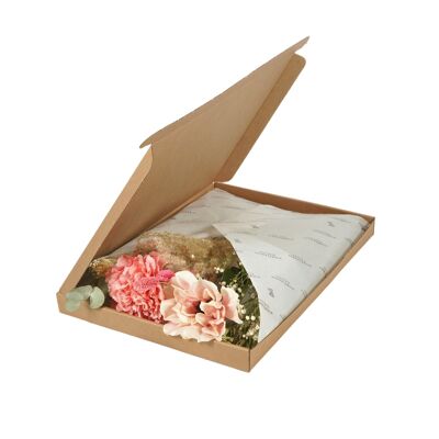 Coffret cadeau - Fleurs séchées et en soie dans une boîte aux lettres - Pink Love