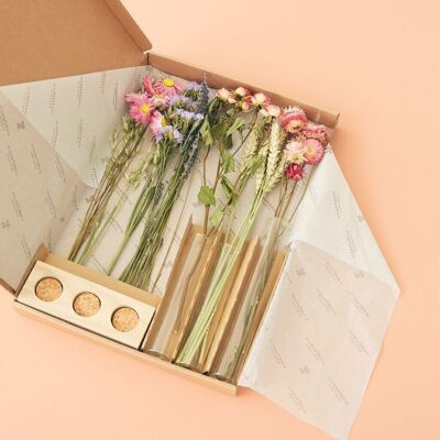 Coffret cadeau - Fleurs séchées dans une boîte aux lettres avec vases - Rose