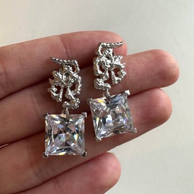 MIRU earrings (rhodium)