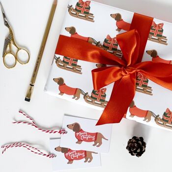 Emballage cadeau et étiquettes de Noël teckel et traîneau 2