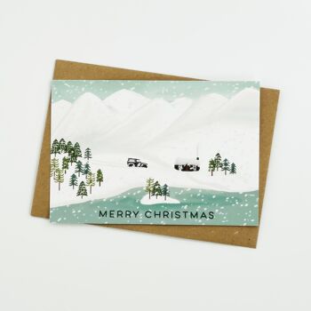 Carte de Noël des montagnes enneigées 6