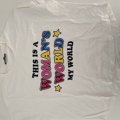 CAMISETA BLANCA ESTE ES UN MUNDO DE MUJERES M