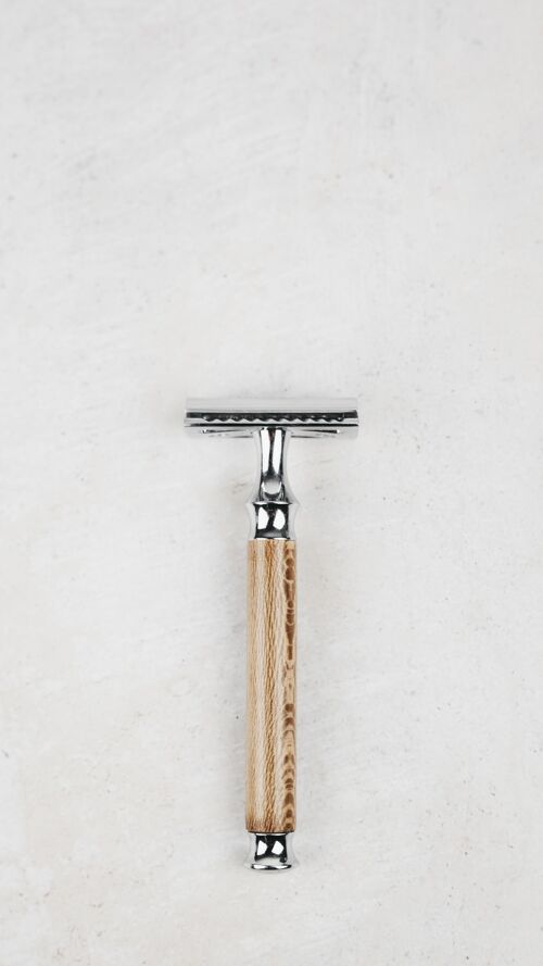 Maquinilla de afeitado clásico de madera