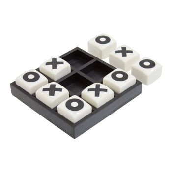 Churchill Games Extra Small Noughts & Crosses 3