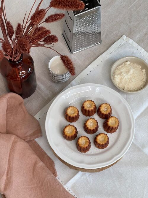 Canelés Parmesan