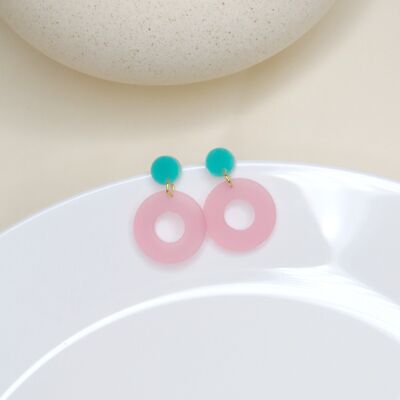 Clous d'oreilles cercle colorblock en turquoise et rose glacé