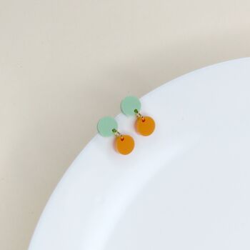 Boucles d'oreilles Dotty en acrylique vert clair orange clair 2