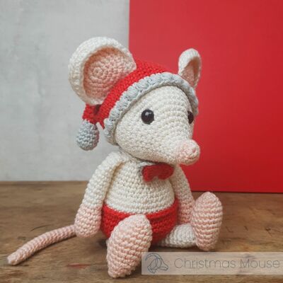 DIY Crochet Kit - Christmas Mouse
