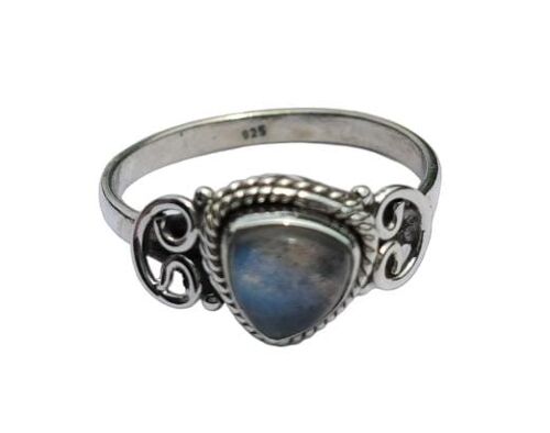 Beautiful Trillion Natural Labradorite Stone 925 Sterling Silver Handmade Ring