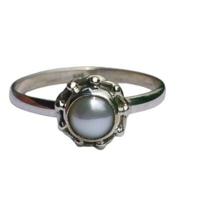 Anello fatto a mano in argento sterling 925 con perla d'acqua dolce rotonda classica