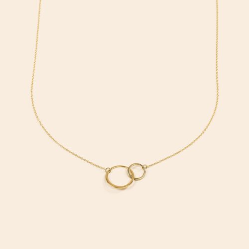 Connecting Circles Necklace
