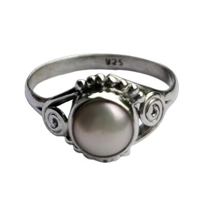 Handgefertigter Ring aus 925er Sterlingsilber mit Süßwasserperle