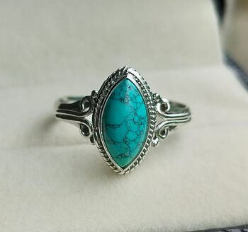 Belle bague vintage faite à la main en argent sterling 925 avec turquoise bleue 3