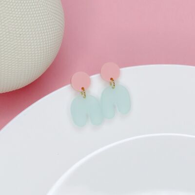 Ice Squishy Arch Bow Earrings