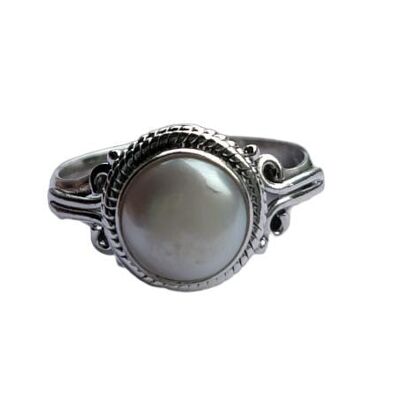 Anello fatto a mano in argento sterling 925 con perla d'acqua dolce bianca rotonda unica