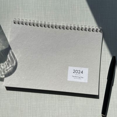 Calendario de mesa 2024 gris