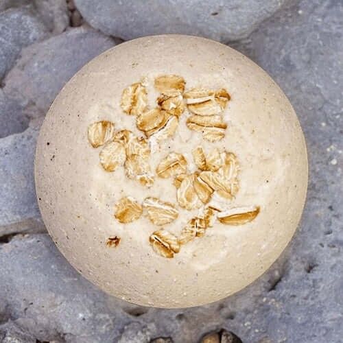 Skin Soothing Milk Oats Unscented Fizzy Bath Bomb