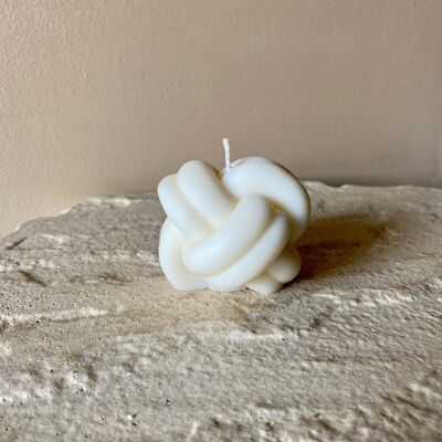 knot candle