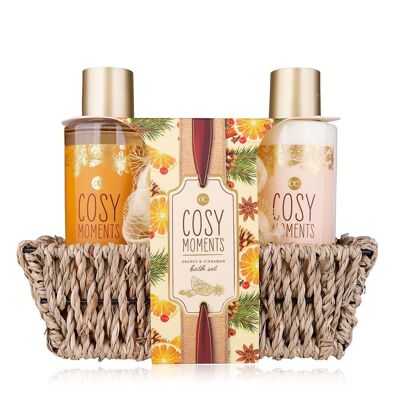 COZY MOMENTS gift set in a seagrass basket