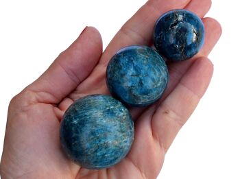 Pierre Sphère d'Apatite Bleue (25mm - 40mm) 5