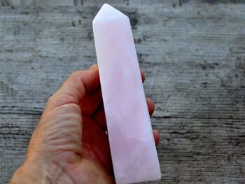 Cristal Obélisque Mangano Calcite Rose (200g - 400g) 7