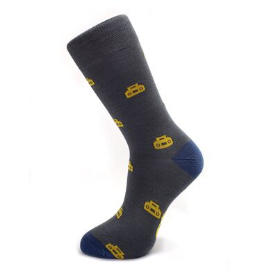 Graue und gelbe Boombox-Socken