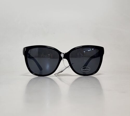 Black 'Brave Color' sunglasses for women