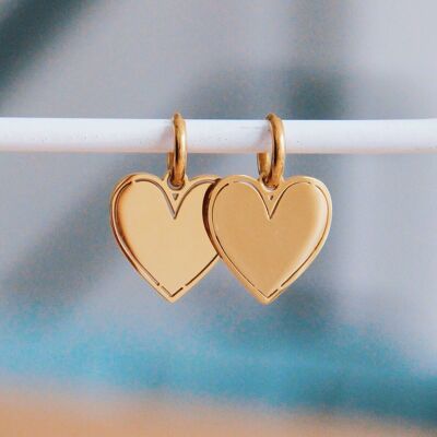 Stainless steel earrings with closed heart - gold