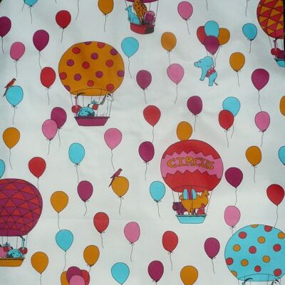 Circus pink coated tablecloth