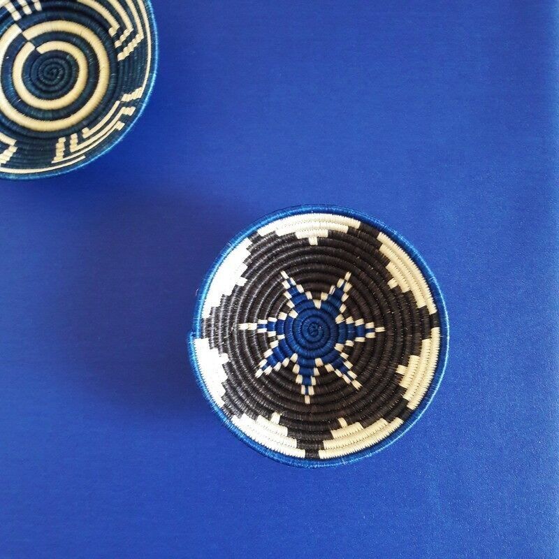 Tovaglia rivestita in tinta unita blu royal