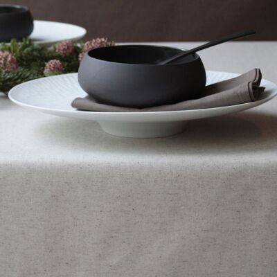 Plain linen/cotton coated tablecloth