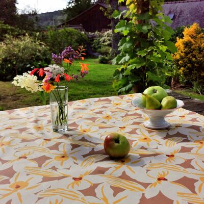 Iris coated tablecloth