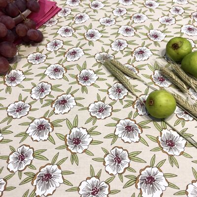 Stamens coated table runner