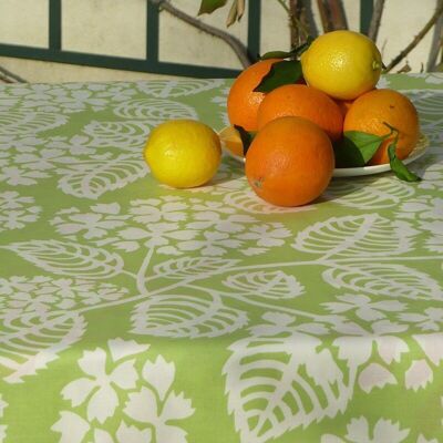 Coated table runner Hortensia green