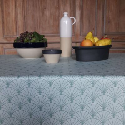 Green Papyrus coated table runner