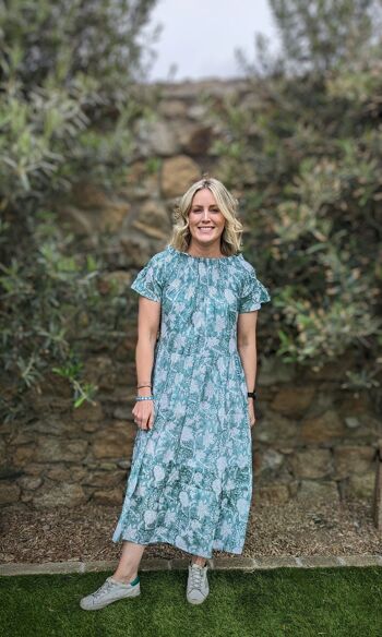 Robe vert amalfi à encolure smockée 1