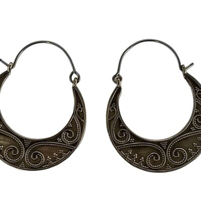 Atractivos aretes de aro de latón estilo bohemio grabado