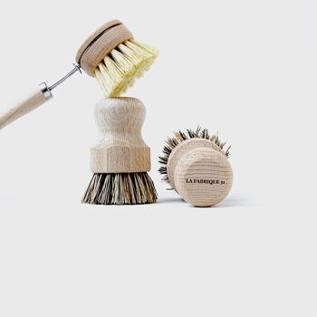 Brosse à vaisselle zéro déchet en bois de hêtre et fibres végétales 2