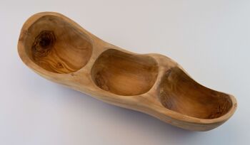 Snack bol en bois d'olivier rustique avec 3 compartiments (30-35 cm) 1