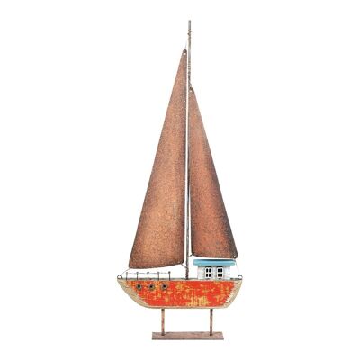 Segelboot aus recyceltem Holz