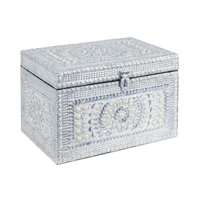 Trunk With Pearls And Metal